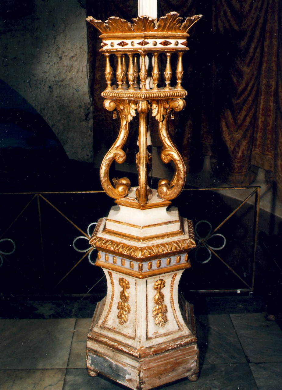 CANDELABRO PER IL CERO PASQUALE, serie - produzione siciliana (Prima metà sec. XIX)