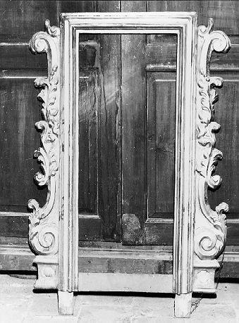 cornice - ambito lunigianese (sec. XVIII)