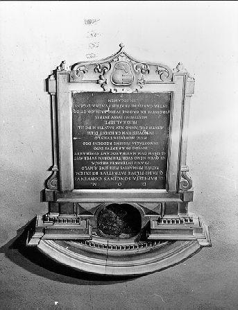 lapide tombale - ambito italiano (sec. XVII)