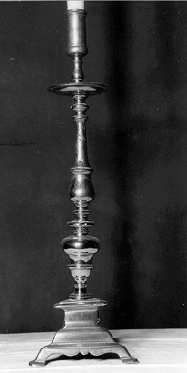 candeliere, serie - bottega italiana (secc. XVII/ XVIII)