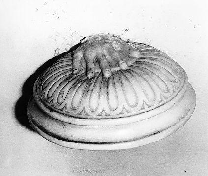 acquasantiera da parete - bottega italiana (sec. XIX)