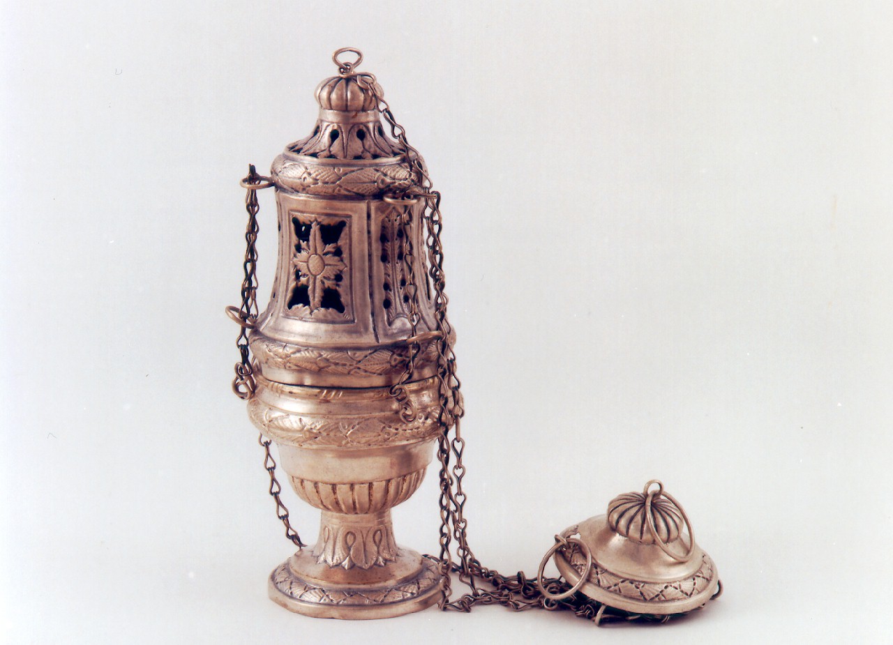 turibolo - a vaso fiammeggiante - bottega siciliana (Prima metà sec. XIX)