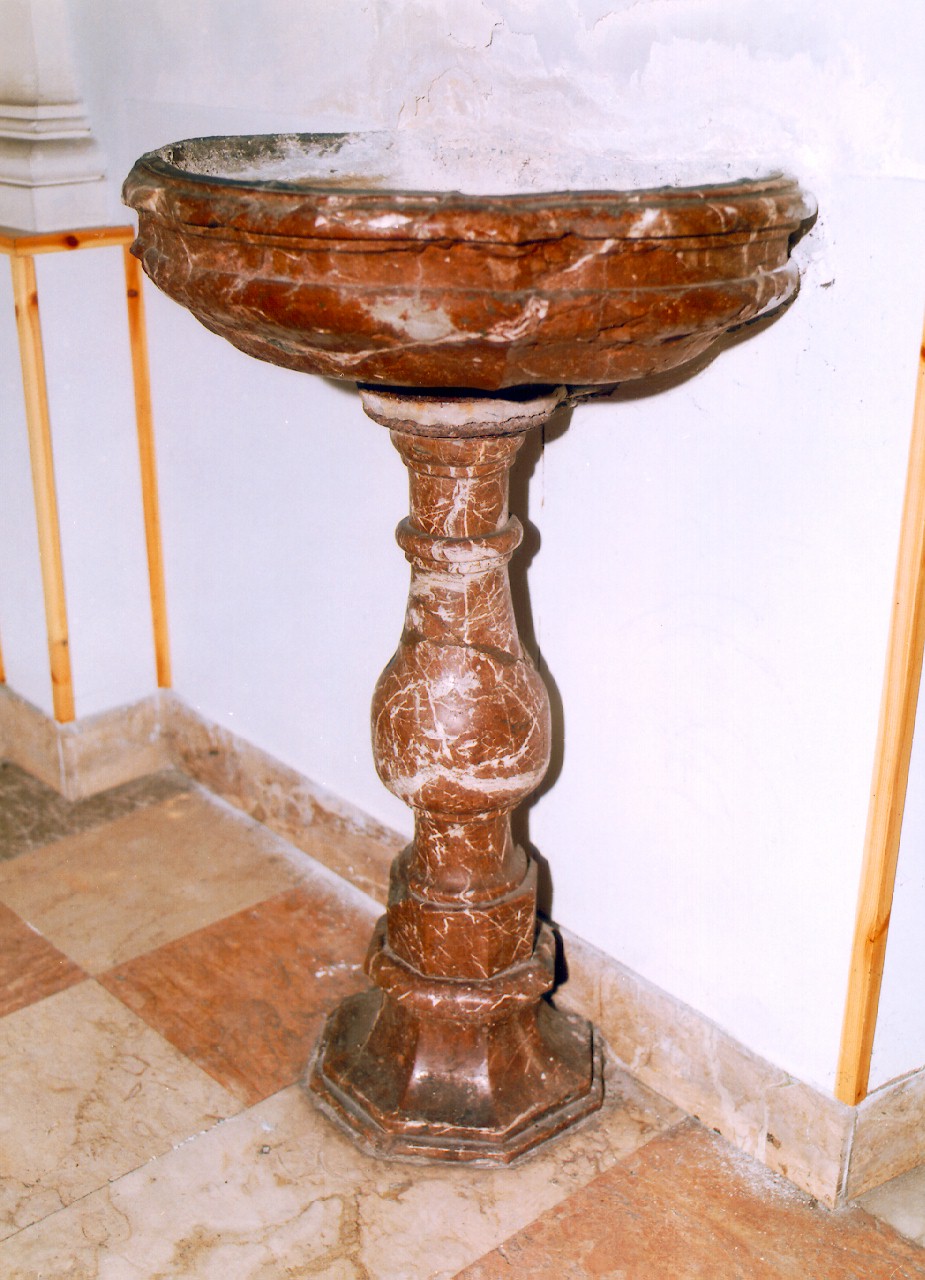 acquasantiera - a fusto - ambito siciliano (Prima metà sec. XVIII)