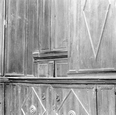 armadio - a muro - bottega toscana (sec. XVIII)