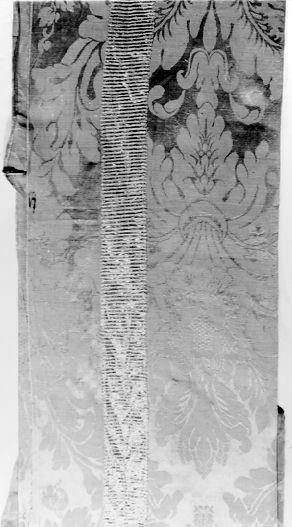 parato da chiesa, serie - manifattura italiana (sec. XVIII)