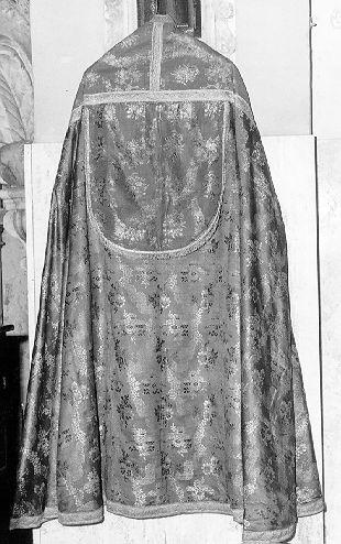 piviale - manifattura lucchese (sec. XVIII)