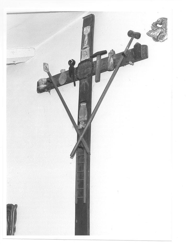 croce penitenziale - ambito lunigianese (prima metà sec. XX)