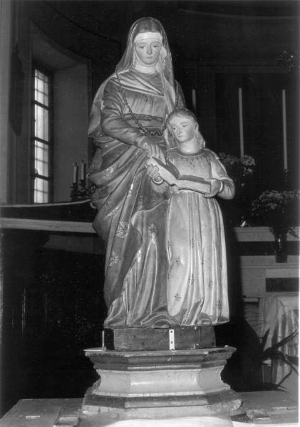 SANT'ANNA INSEGNA A LEGGERE A MARIA VERGINE (statua) - manifattura italiana (prima metà sec. XIX)