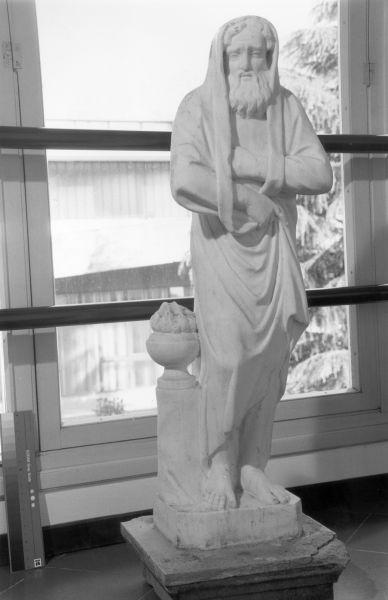 INVERNO, FIGURA MASCHILE CON MANTELLO (statua, elemento d'insieme) - bottega toscana (fine/inizio secc. XIX/ XX)