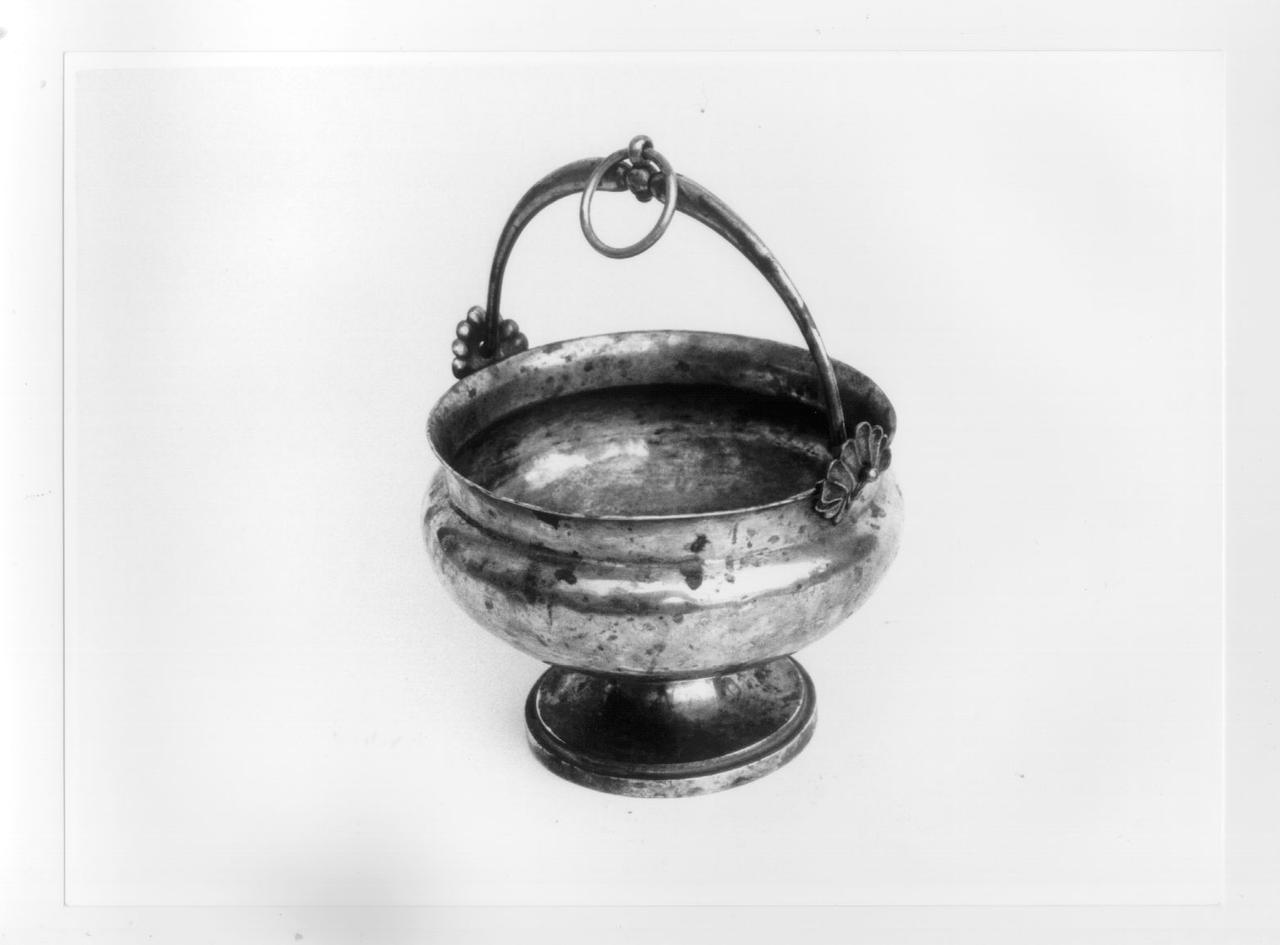 secchiello per l'acqua benedetta - bottega italiana (sec. XVIII)