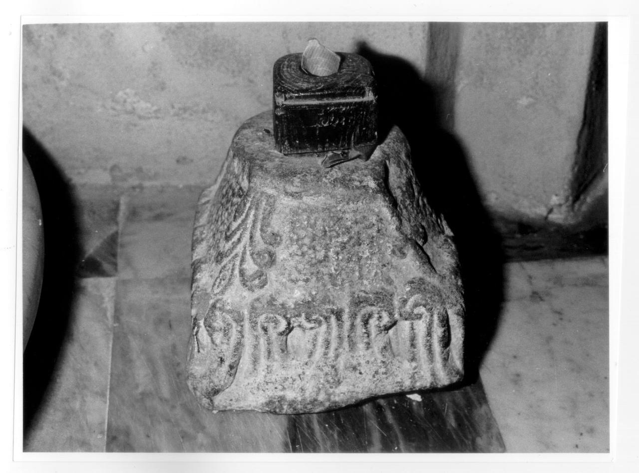 base - ambito lunigianese (sec. XVI)