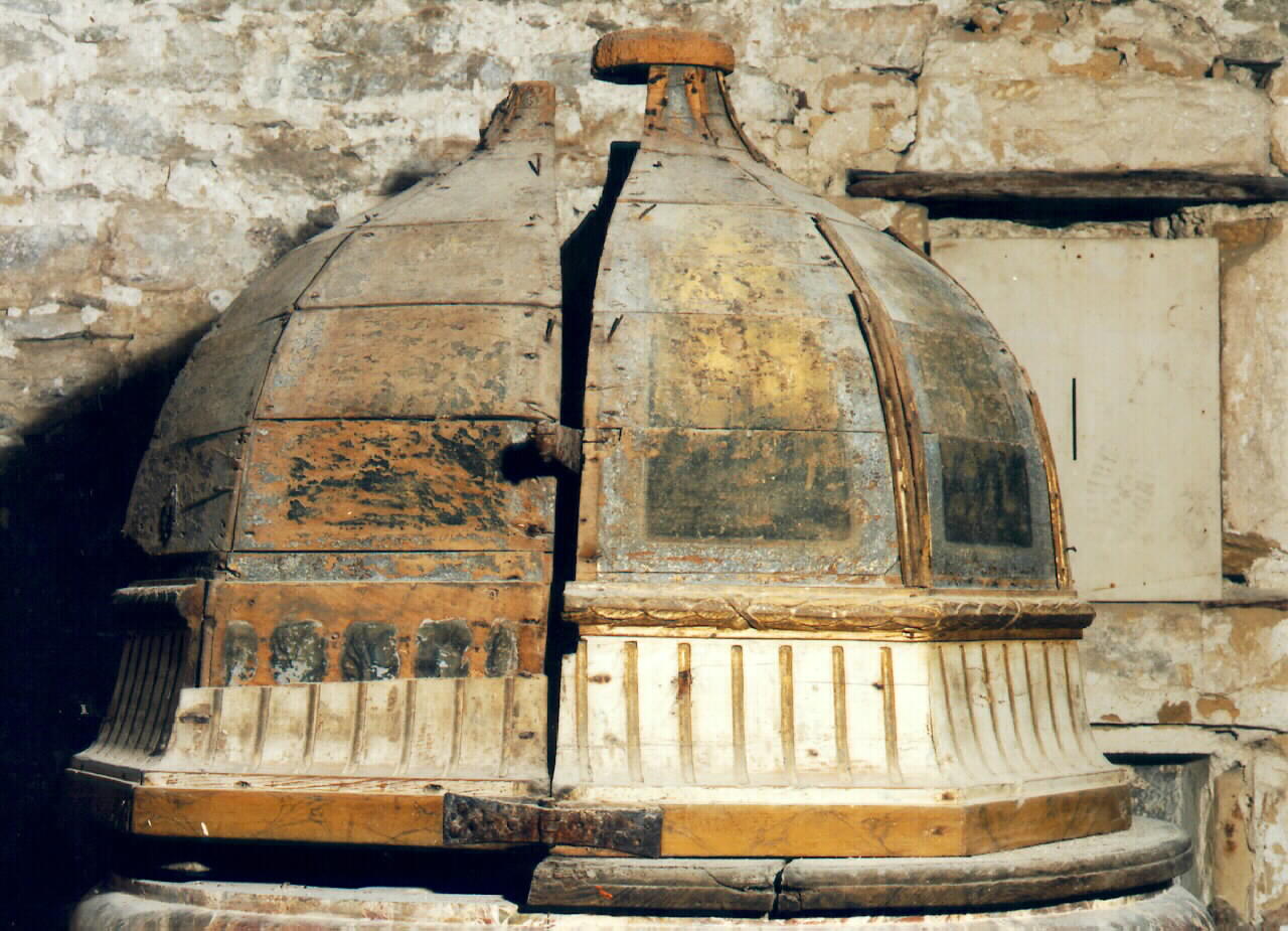 coprifonte - produzione siciliana (Seconda metà sec. XIX)