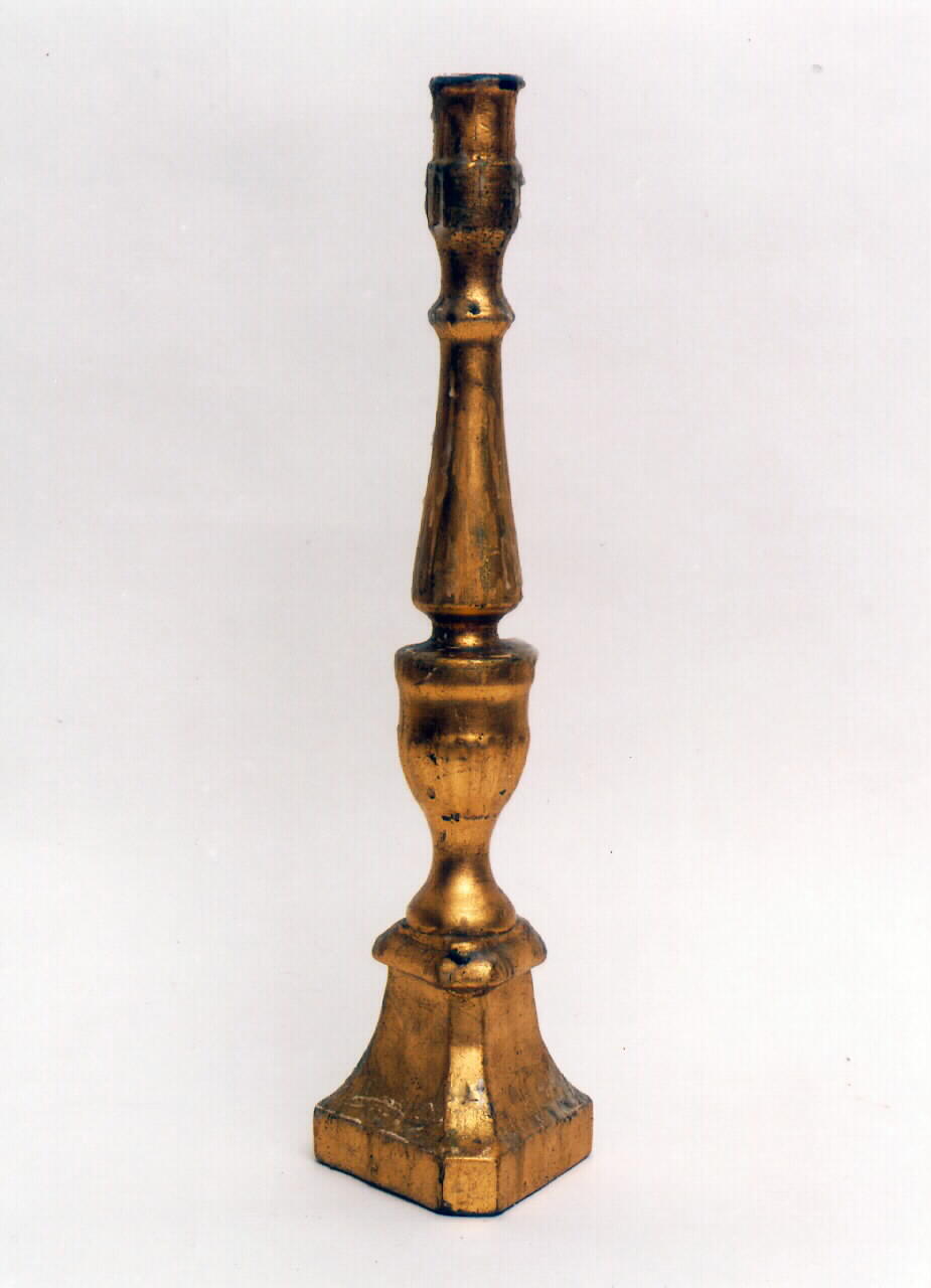 candeliere d'altare, serie - produzione siciliana (Seconda metà sec. XIX)