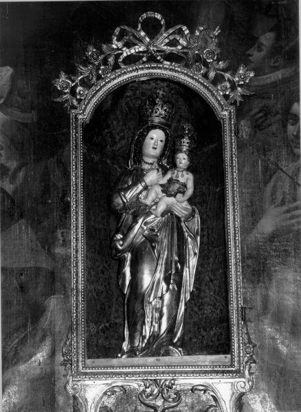 MADONNA CON BAMBINO (statua) - bottega italiana (primo quarto sec. XVII)