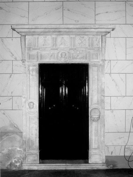 portale - bottega toscana (prima metà sec. XVI)