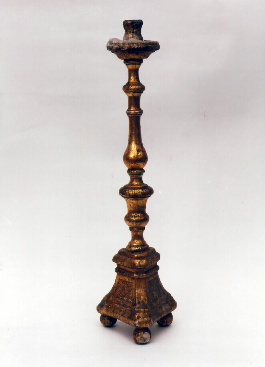 candelabro d'altare, serie - produzione siciliana (Prima metà sec. XIX)