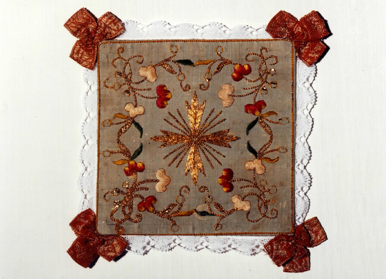 palla - manifattura siciliana (Seconda metà sec. XVIII)