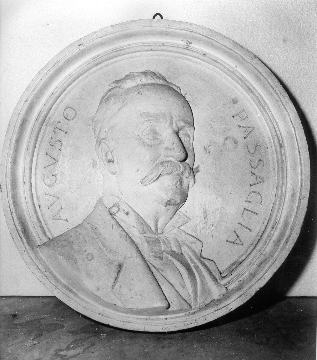BUSTO DI AUGUSTO PASSAGLIA (rilievo) - ambito lucchese (primo quarto sec. XX)