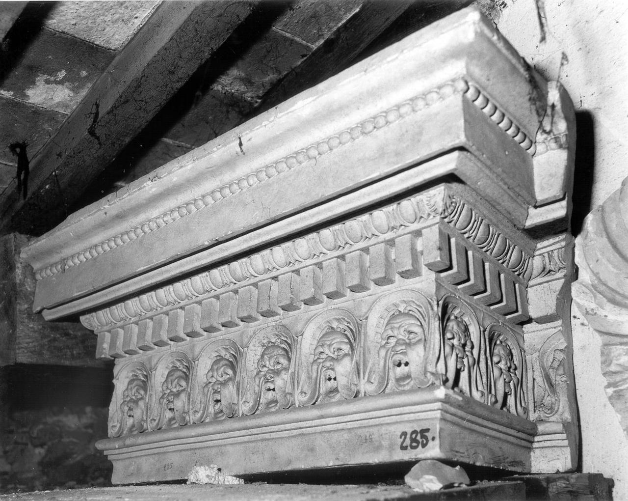 cornice architettonica - ambito toscano (seconda metà sec. XIX)
