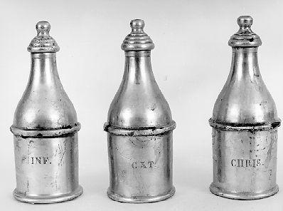 vasetti per oli santi, serie - ambito italiano (sec. XIX)