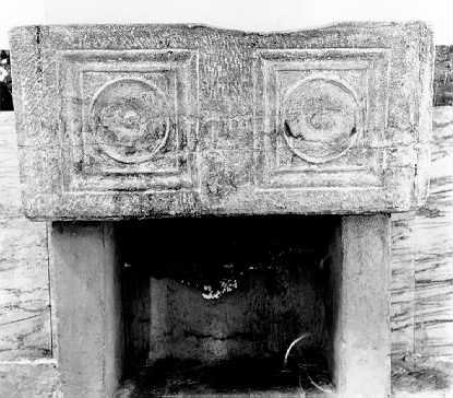 vasca - ambito apuoversiliese (sec. XVI)