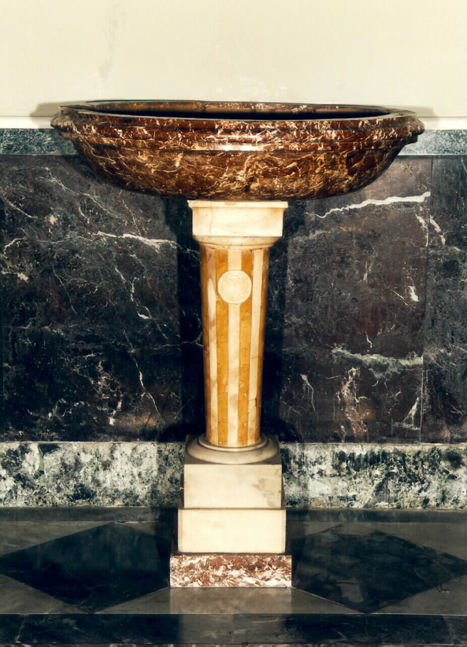 acquasantiera - a fusto - ambito siciliano (Prima metà sec. XIX)