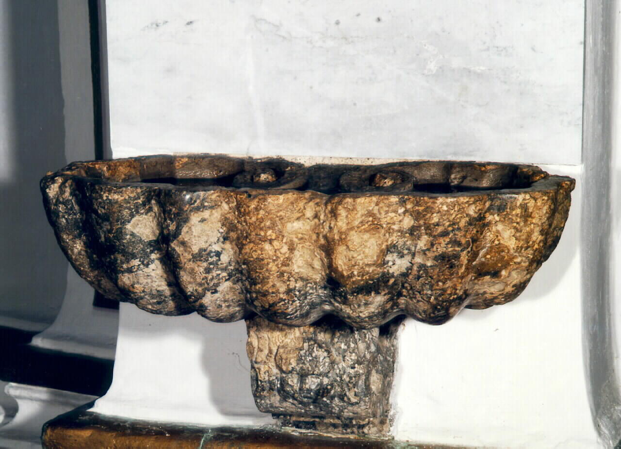 acquasantiera da parete, serie - ambito siciliano (Prima metà sec. XVIII)