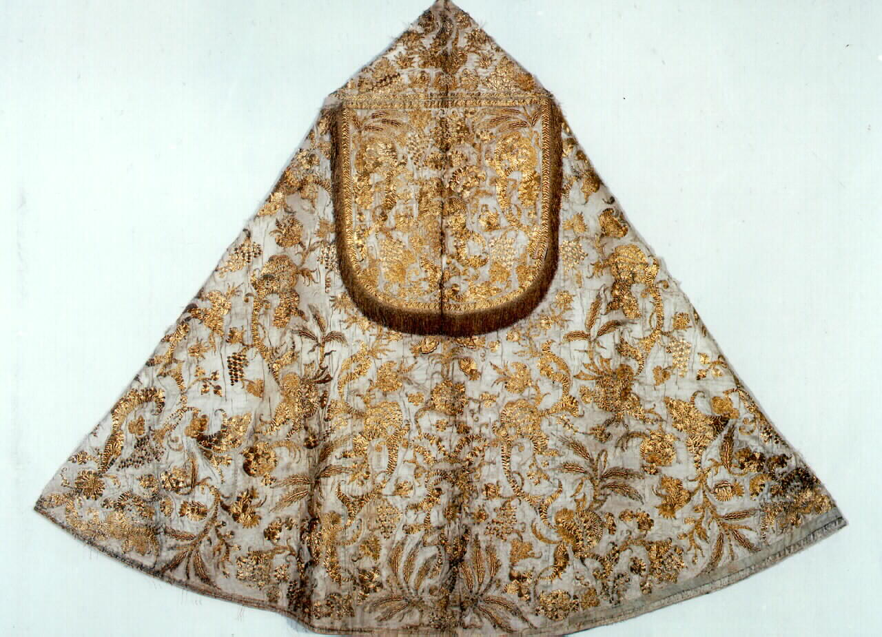 piviale - manifattura siciliana (Seconda metà sec. XVIII)