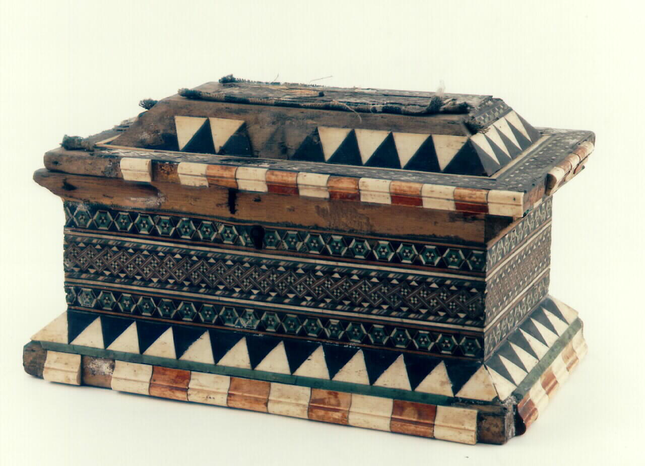 RELIQUIARIO - A URNA - produzione siciliana (Prima metà sec. XVII)