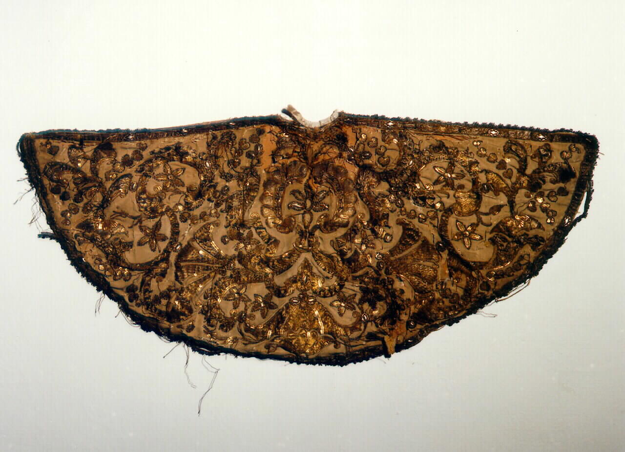 conopeo di pisside - manifattura siciliana (Prima metà sec. XVIII)