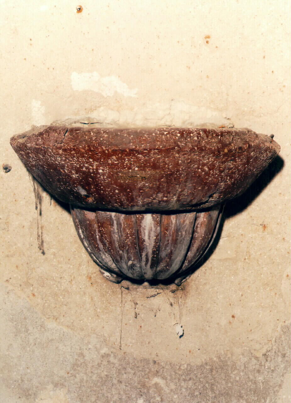 acquasantiera da parete - ambito siciliano (Prima metà sec. XIX)