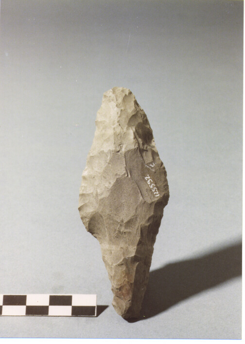 CUSPIDE DI LANCIA CON PEDUNCOLO