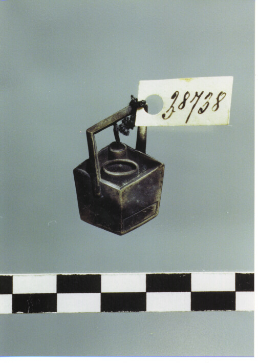 ORNAMENTO PER MOBILI