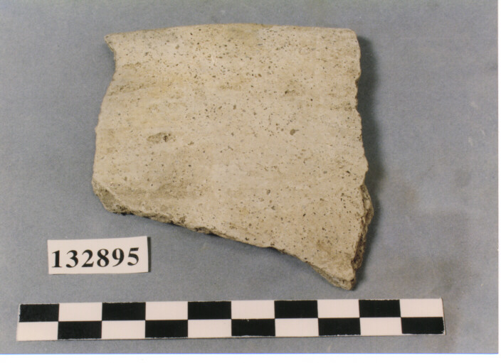 ORLO DI VASO (FRAMMENTO) (JOMON)