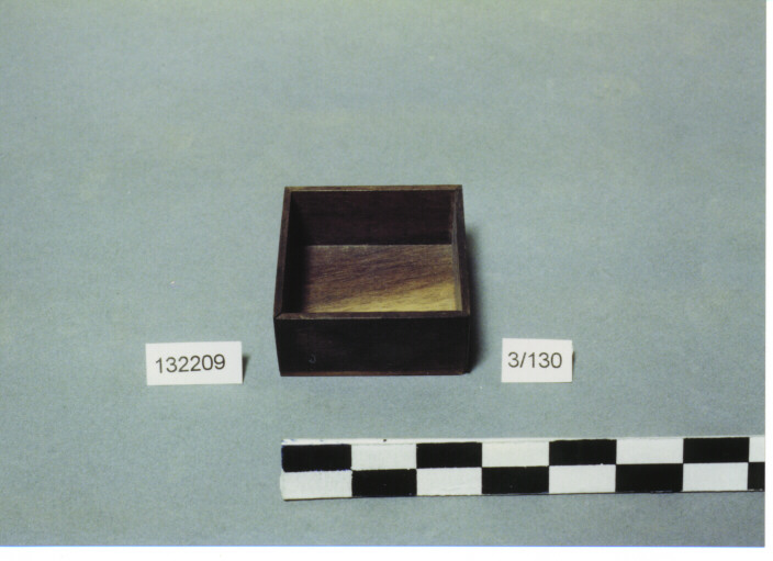 VALVA QUADRATA (ELEMENTO D'INSIEME)