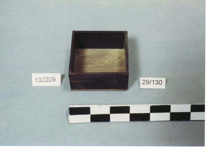 VALVA QUADRATA (ELEMENTO D'INSIEME)