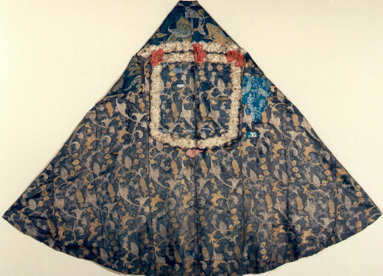 piviale - manifattura siciliana (Prima metà sec. XIX)