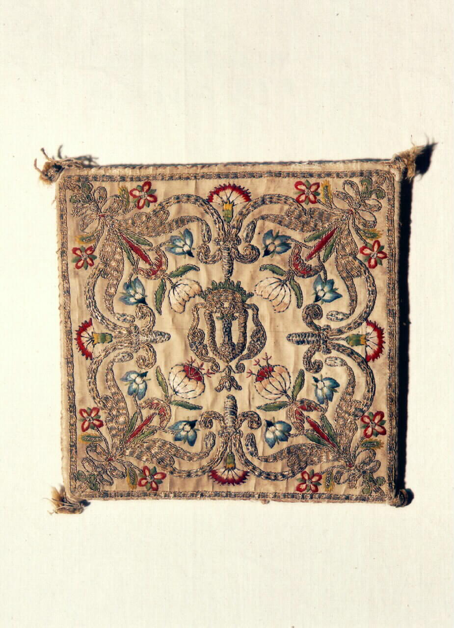 palla - manifattura siciliana (Seconda metà sec. XVIII)