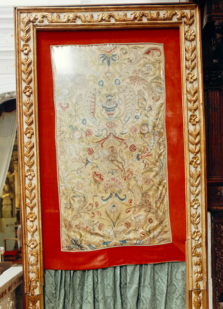 cornice - produzione siciliana (Prima metà sec. XIX)