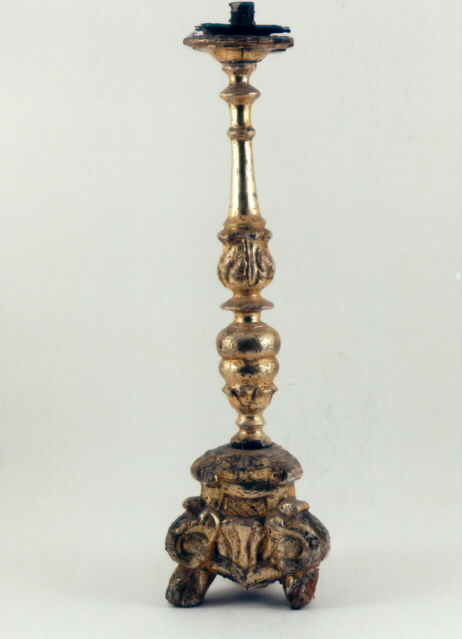 candelabro d'altare, serie - produzione siciliana (Seconda metà sec. XVIII)