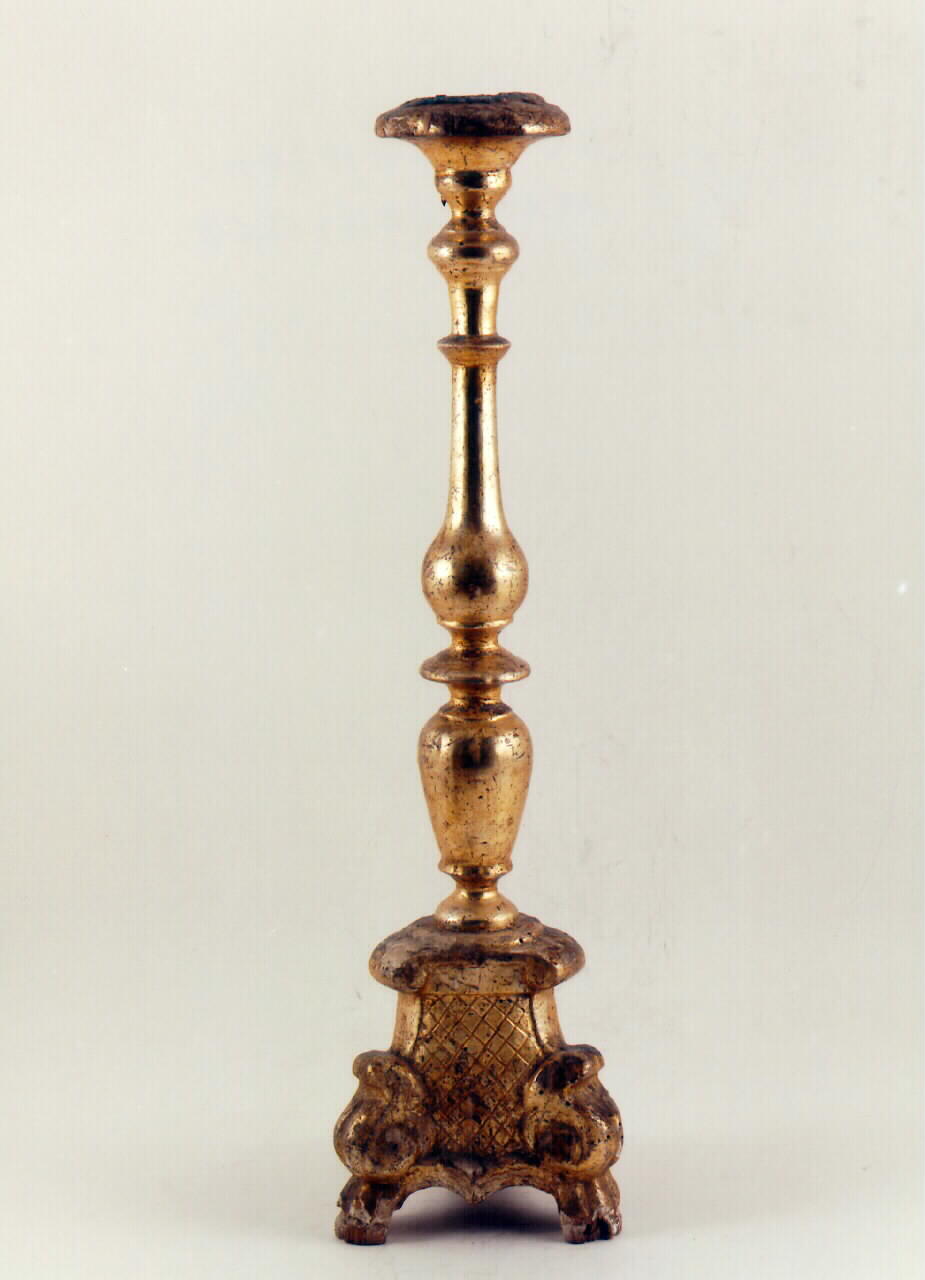 candelabro d'altare - produzione siciliana (Seconda metà sec. XVIII)