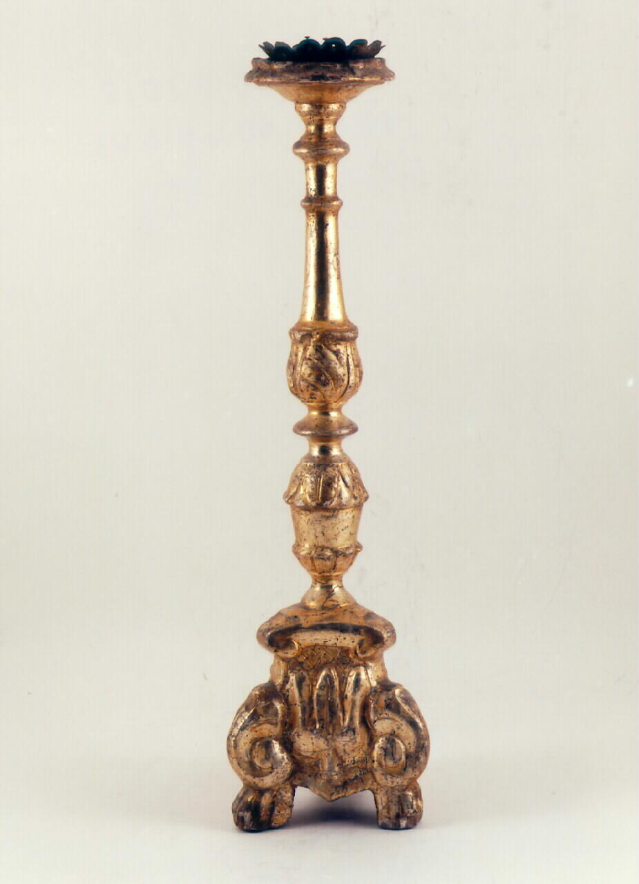 candelabro d'altare - produzione siciliana (Seconda metà sec. XVIII)