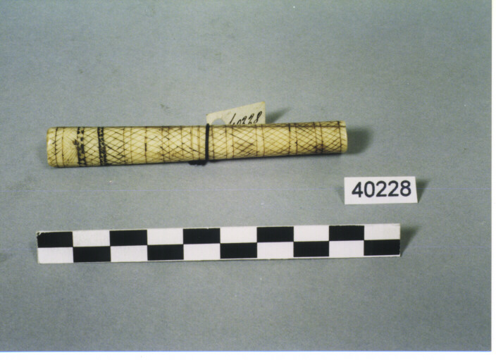 ORNAMENTO PER SACCO - KACHIN CAURI