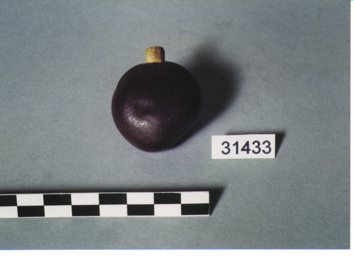 CONTENITORE PER TABACCO CON TAPPO