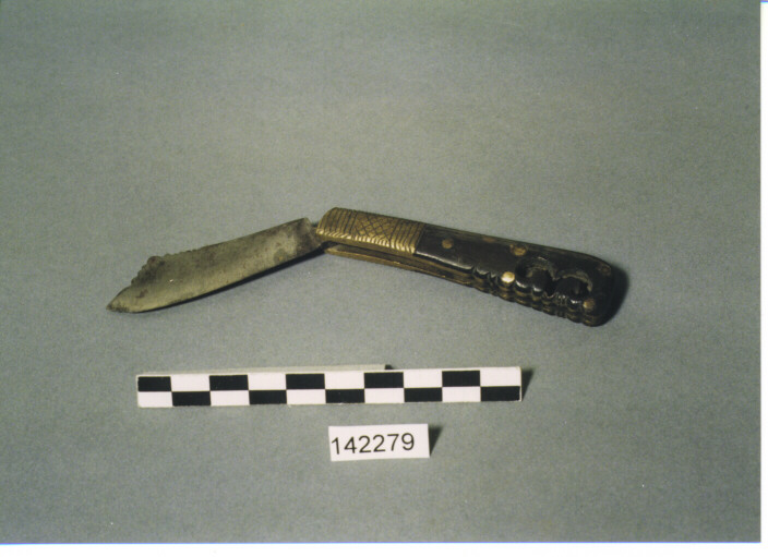 COLTELLO A SERRAMANICO