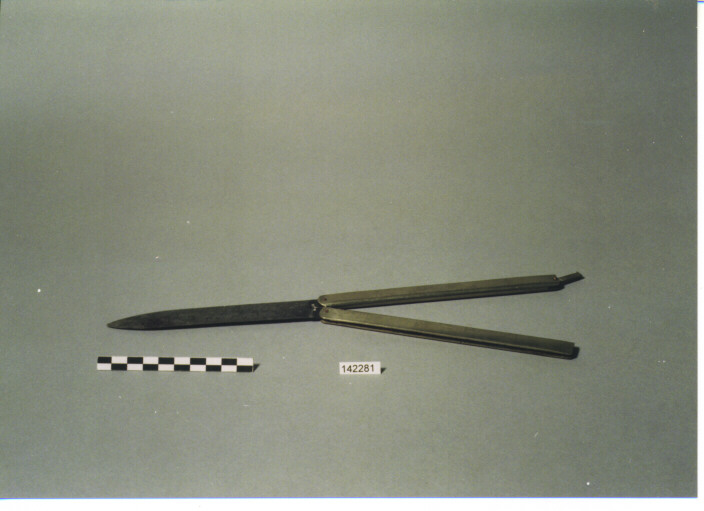 COLTELLO A SERRAMANICO