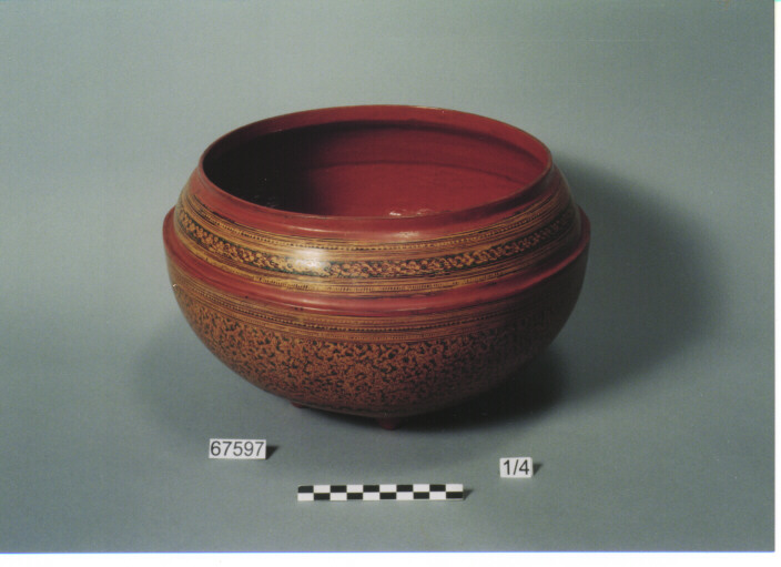 PORTAVIVANDE CON VASSOIO INTERNO E DOPPIO COPERCHIO