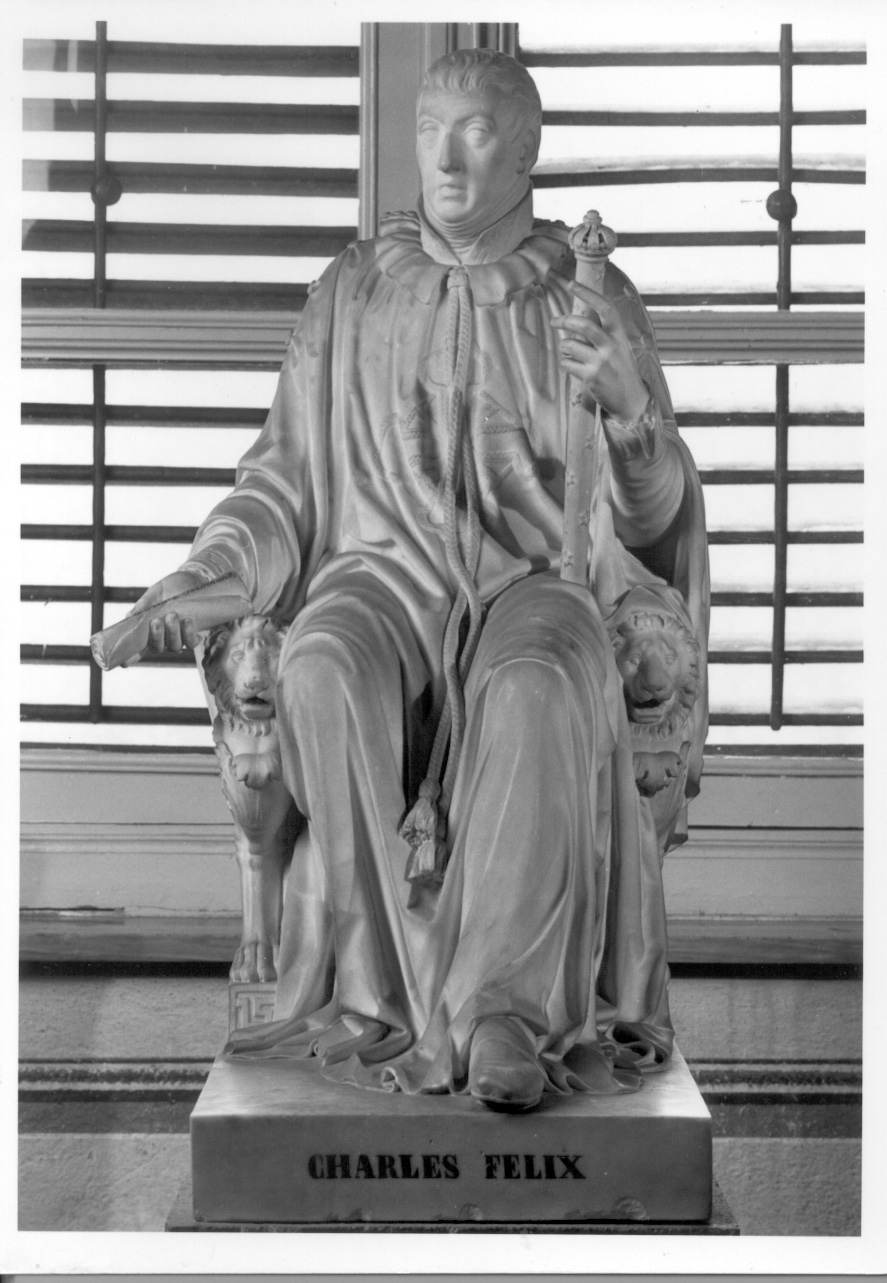 Carlo Felice sul trono (scultura, opera isolata) di Cacciatori Benedetto (metà sec. XIX)