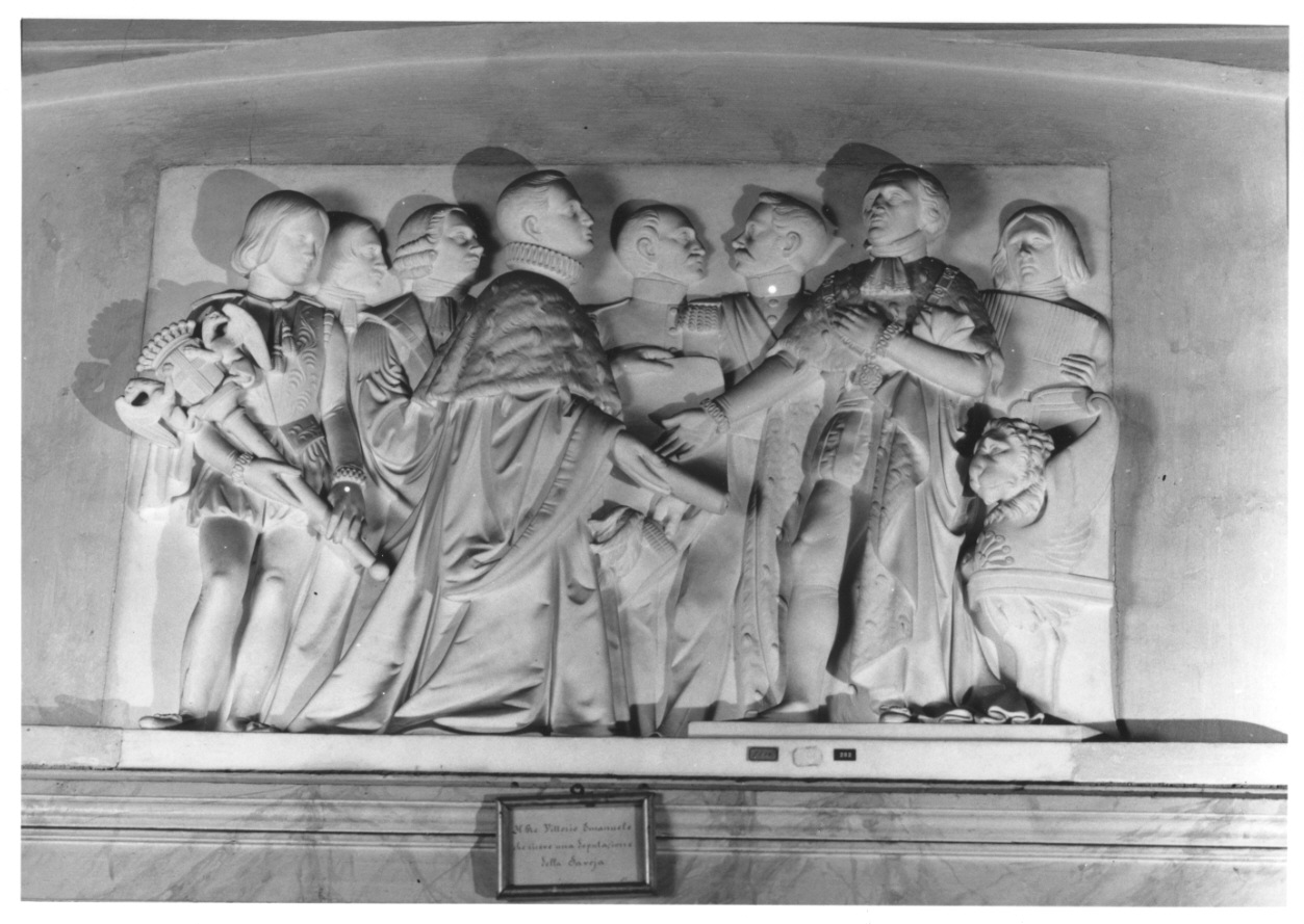 Vittorio Emanuele II riceve una deputazione della Savoia (rilievo, opera isolata) - ambito italiano (prima metà sec. XIX)