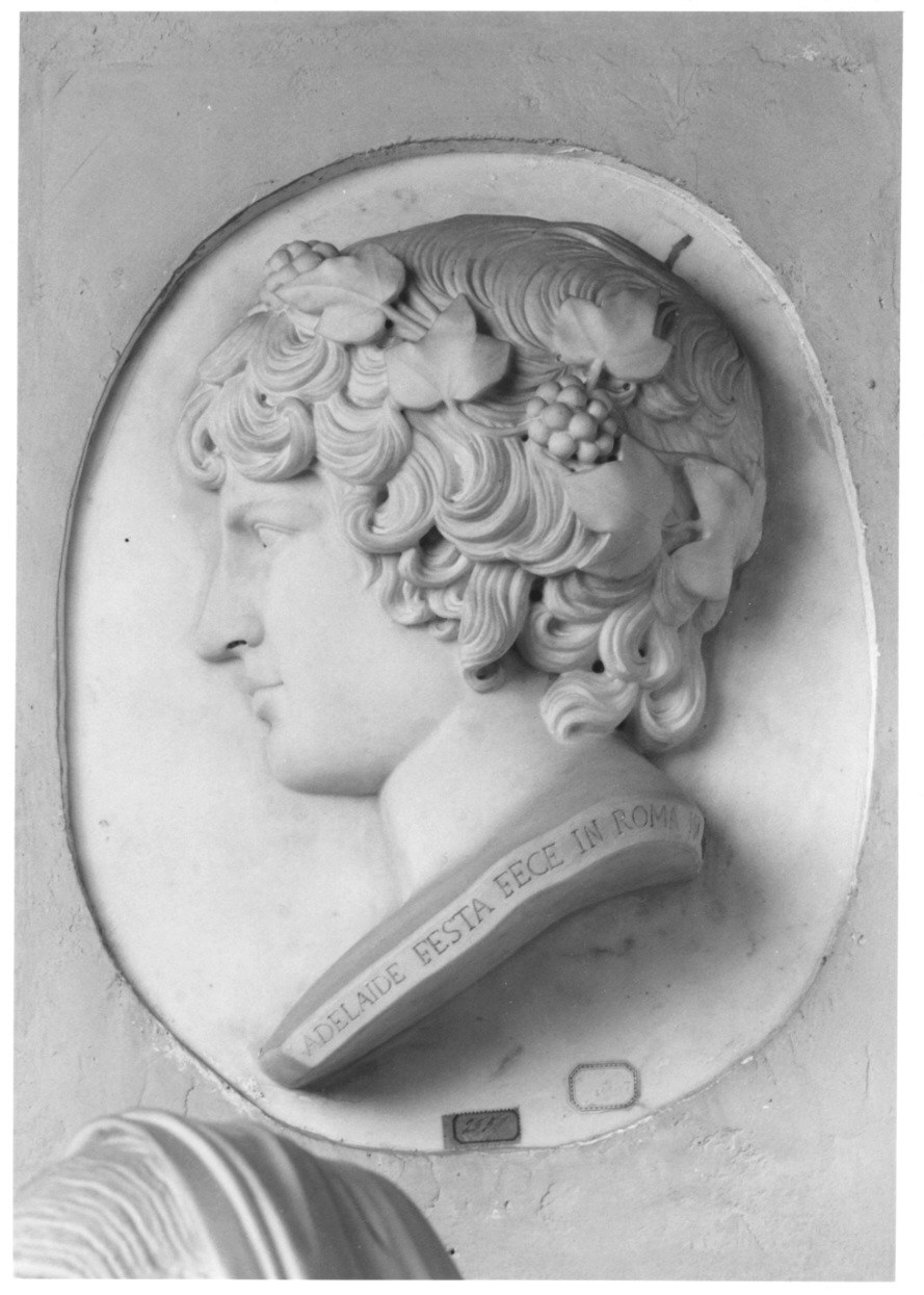 testa di Bacco (rilievo, opera isolata) di Festa Adelaide Felice Fortunata (primo quarto sec. XIX)
